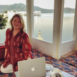 How to find success and make money as a travel blogger Mariellen Ward, travel, writer, blogger, Udaipur, India