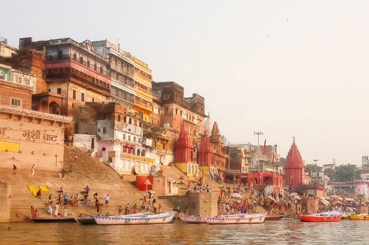 Crossing over in Varanasi, India