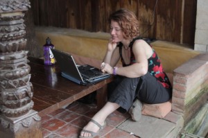 Photograph of travel writer and blogger Nora Dunn, the professional hobo, in Nepal