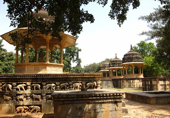 Photograph of Kshar Bagh on Jait Sagar Lake, Bundi, Rajasthan, India