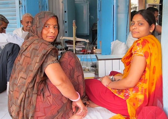 Photograph of women buying gold in old city market, Sawai Madhopur, Rajasthan