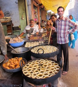 Photograph of old city market, Sawai Madhopur, Rajasathan, near Ranthambhore toger reserve