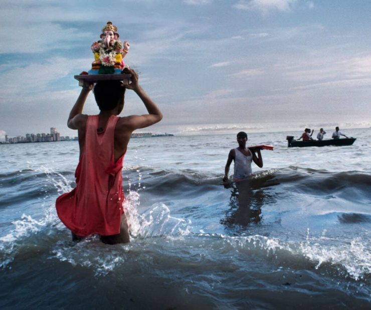 Ganesh immersion photo by Steve McCurry