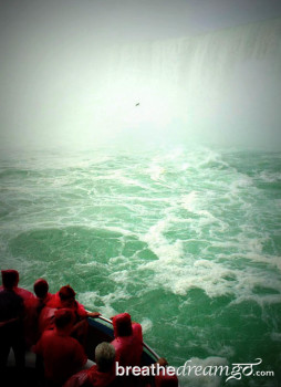 Niagara Falls, waterfalls, Canada, world wonder, top tourist attraction, family, boat
