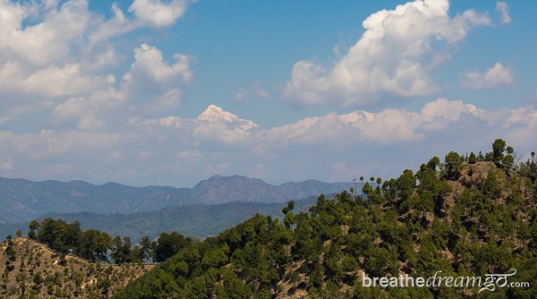 India, travel, trekking, Himalayas, Uttarakhand, Kumaon, Nainital, Jim Corbett, tiger, hotel, village