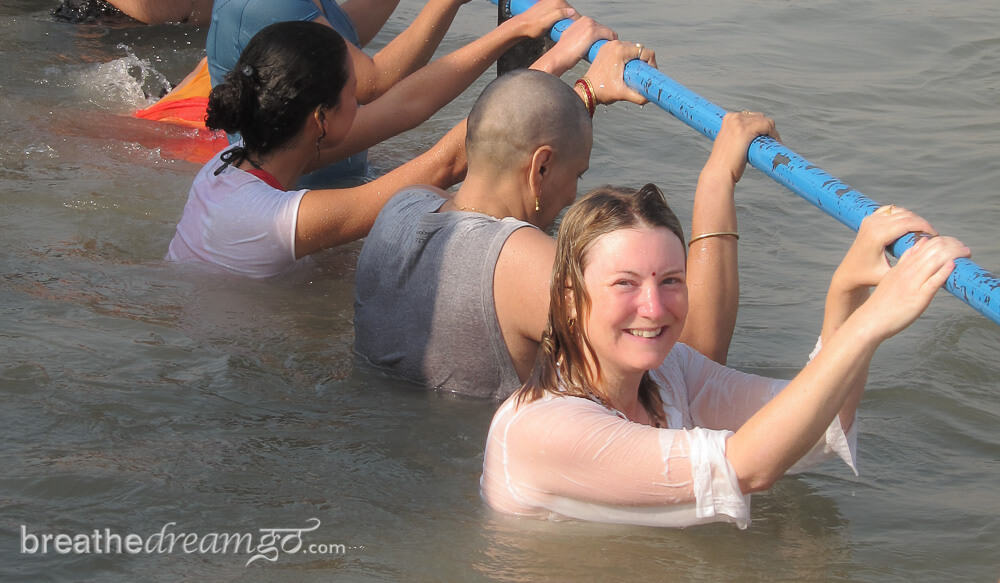 Mw at the Ardh Kumbh Mela, Haridwar, India