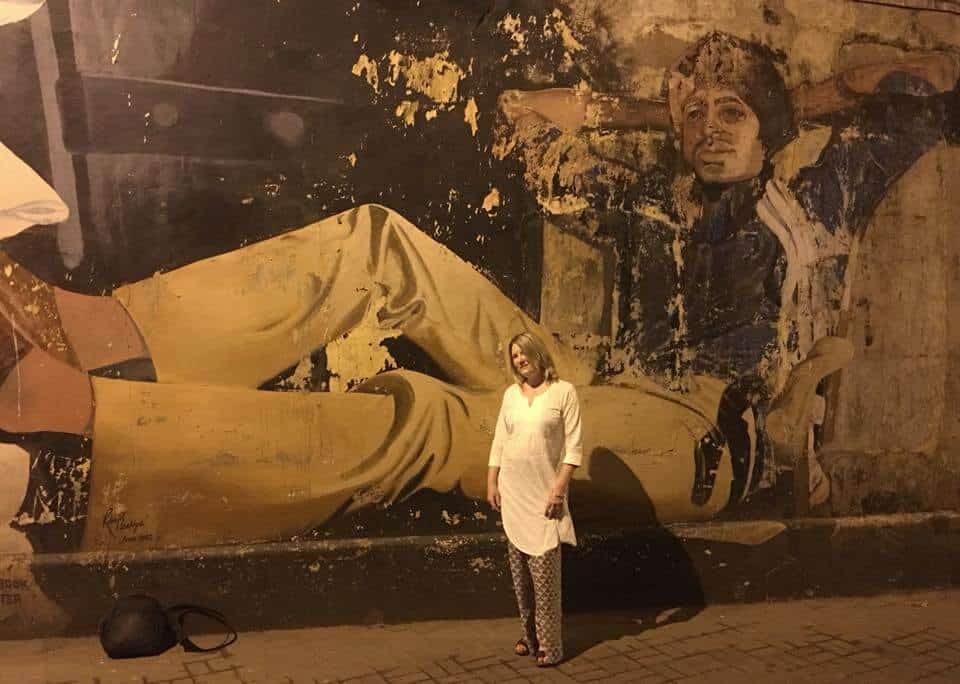 Mariellen wearing a kurtah and loose trousers in Bandra, Mumbai