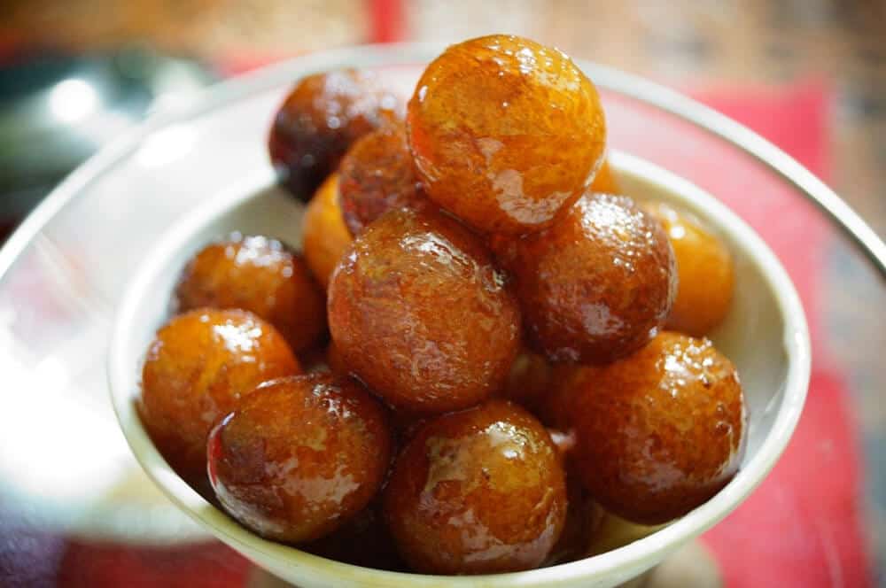 balls of Indian sweet gulab jamun