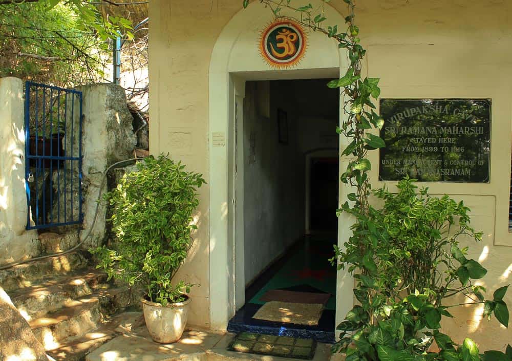 Tiruvannamalai cave entrance