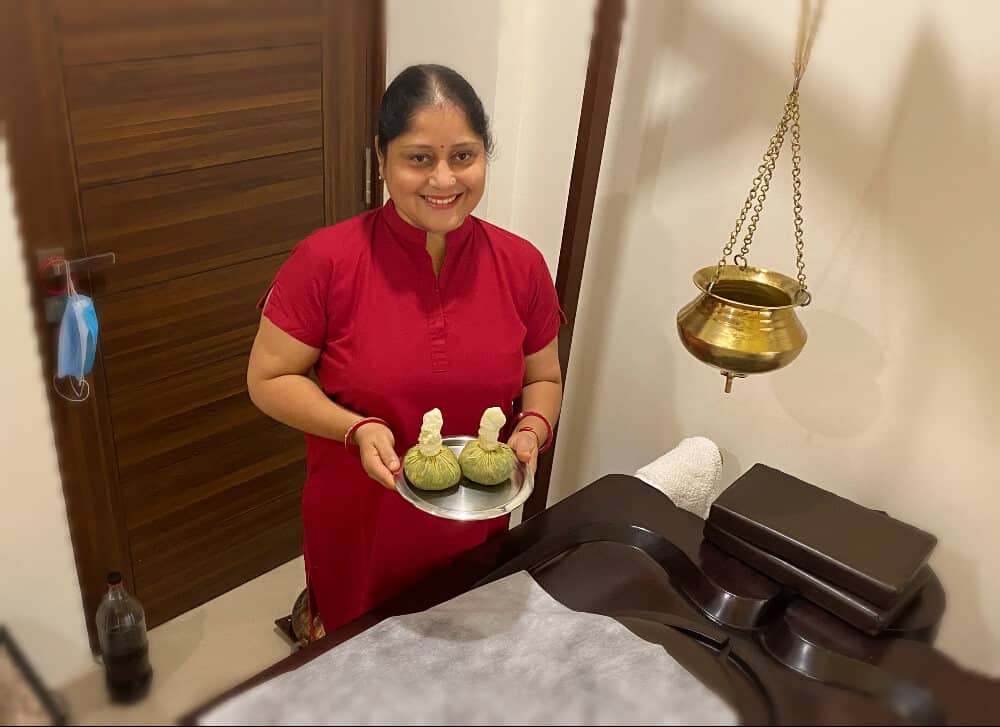 treatment room at Ayurveda homestay in Rishikesh