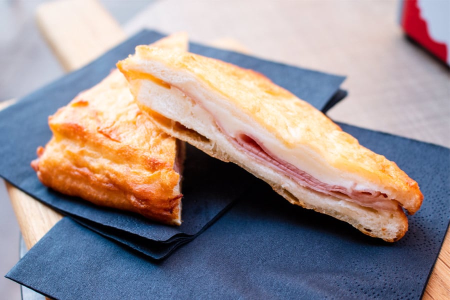 Mozzarella-in-Carrozza sandwich in Italy