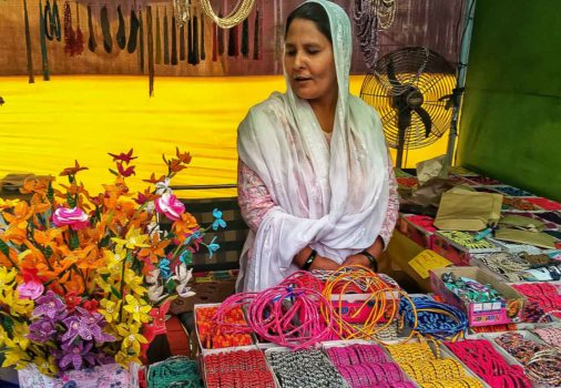 jewellery and bangles for sale in Delhi
