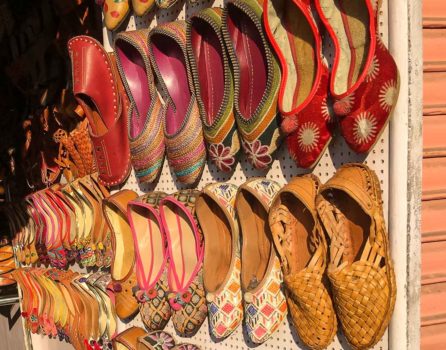juttis and shoes for sale in a market in Jaipur, Rajasthan